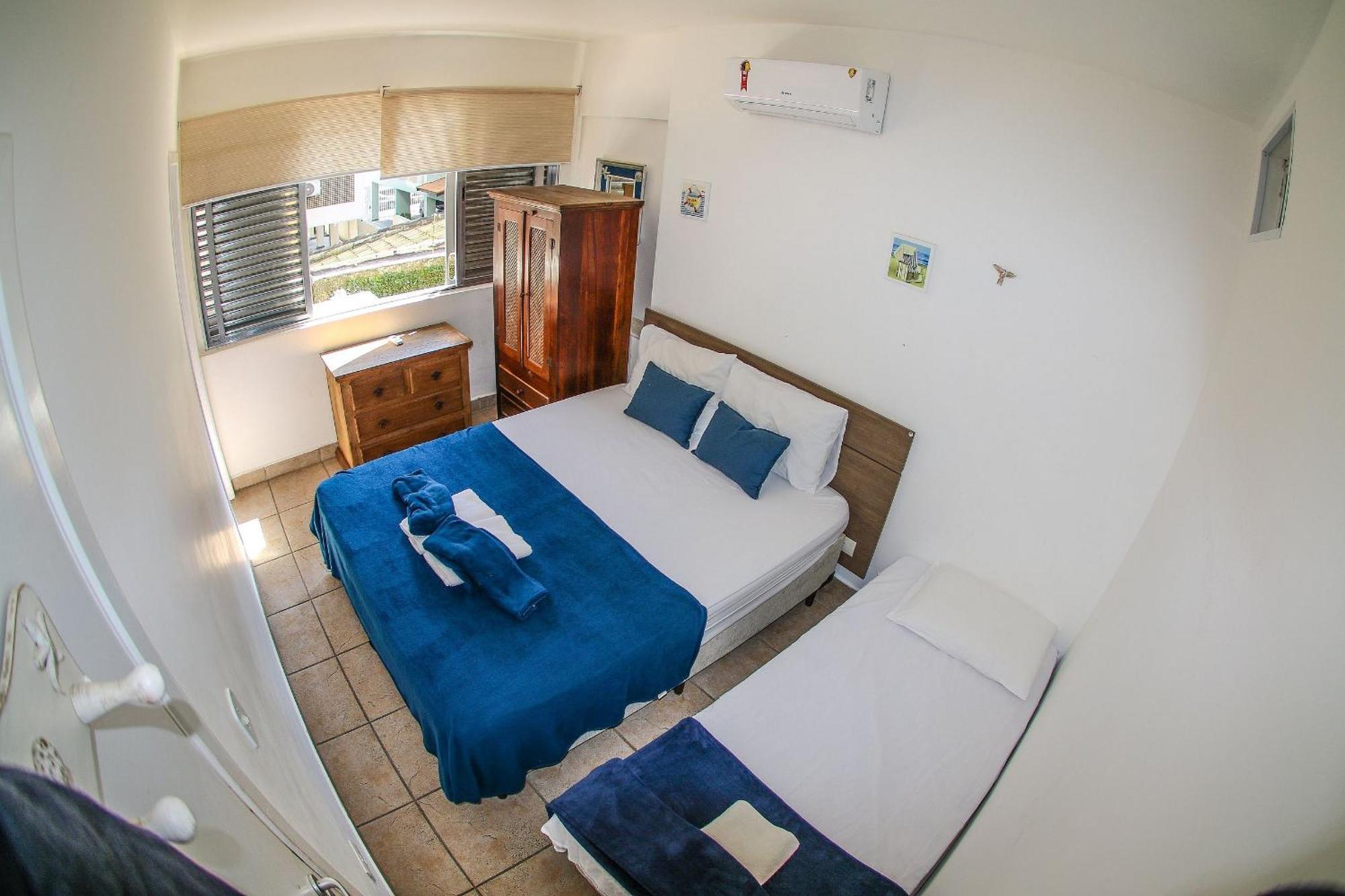 Pe Na Areia: Beachfront Guarujá Apartment with AC and Ocean Views Exterior photo